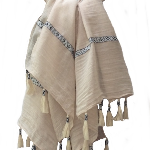 NEW - Scarf with Tassels & Trim- Sandstorm Beige - Picture 2 of 4